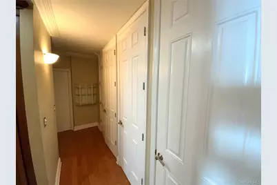 27010 Grand Central Parkway #27A, Floral Park, NY 11005 - Photo 15