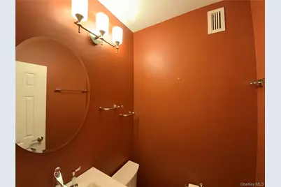 27010 Grand Central Parkway #27A, Floral Park, NY 11005 - Photo 17