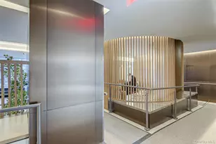 70-25 Yellowstone Blvd, Forest Hills, NY 11375 - Photo 37