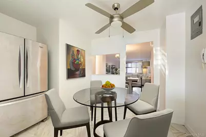 70-25 Yellowstone Boulevard #7M, Forest Hills, NY 11375 - Photo 17