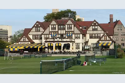 70-25 Yellowstone Boulevard #7M, Forest Hills, NY 11375 - Photo 41