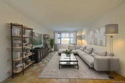 70-25 Yellowstone Boulevard #7M, Forest Hills, NY 11375 - Photo 7