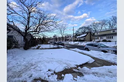 728 Martin Drive, Uniondale, NY 11553 - Photo 13