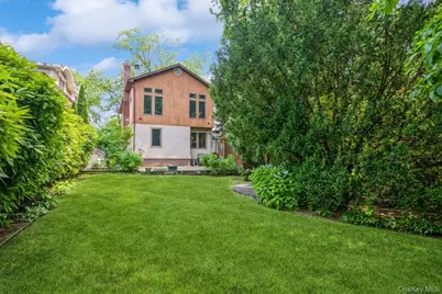19615 Como Avenue, Hollis, NY 11423 - Photo 33