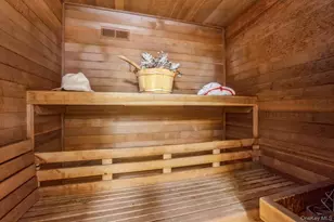 196-15 Como Ave, Hollis, NY 11423 - Photo 27