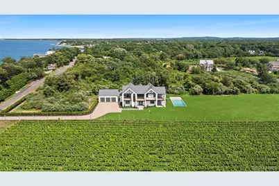 19620 Soundview Avenue, Southold, NY 11971 - Photo 3