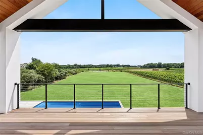 19620 Soundview Avenue, Southold, NY 11971 - Photo 11