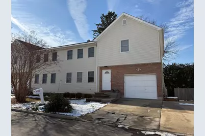 8 Caruso Court, Glen Cove, NY 11542 - Photo 3