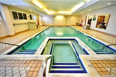 843 Madeira Boulevard, Melville, NY 11747 - Photo 23