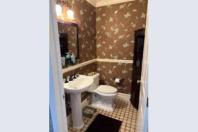 843 Madeira Boulevard, Melville, NY 11747 - Photo 15