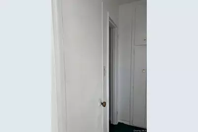 209-10 41 Avenue #2E, Bayside, NY 11361 - Photo 9