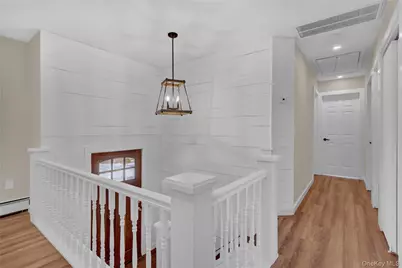 293 Avenue B, Ronkonkoma, NY 11779 - Photo 3