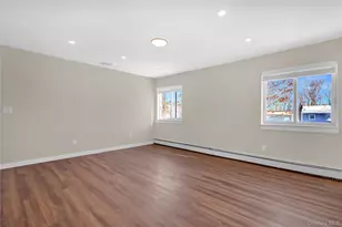 293 Avenue B, Ronkonkoma, NY 11779 - Photo 15