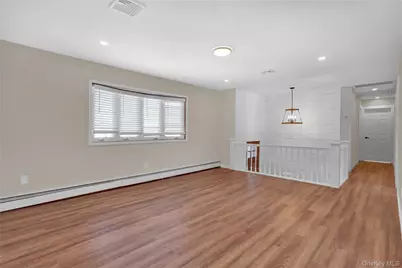 293 Avenue B, Ronkonkoma, NY 11779 - Photo 7