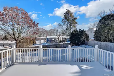 293 Avenue B, Ronkonkoma, NY 11779 - Photo 25