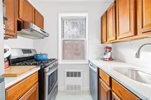 609 Palmer Rd, Yonkers, NY 10701 - Photo 9