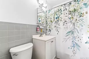 609 Palmer Rd, Yonkers, NY 10701 - Photo 21