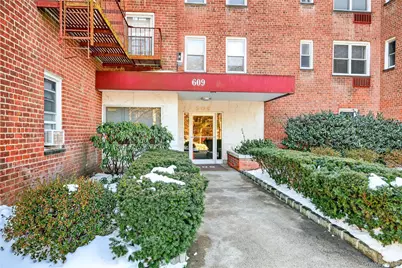 609 Palmer Road #5L, Yonkers, NY 10701 - Photo 5
