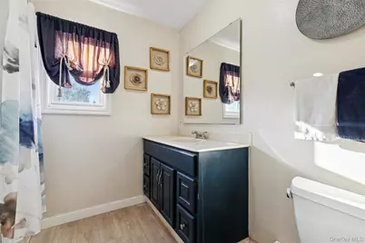 12 Ormand Avenue, Medford, NY 11763 - Photo 19