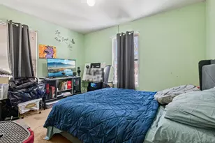 71 Washington Ave, Wheatley Heights, NY 11798 - Photo 9