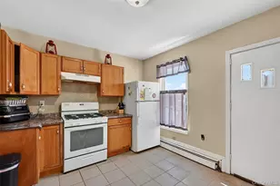 77 Liberty St, Newburgh, NY 12550 - Photo 29