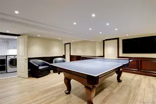 101 Wetherill Rd, Garden City, NY 11530 - Photo 13