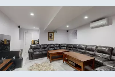 54 Villa Avenue, Yonkers, NY 10704 - Photo 41