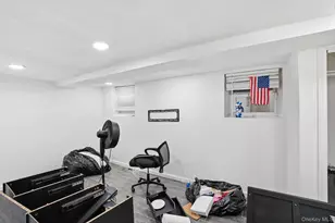 82-01 251st St, Bellerose, NY 11426 - Photo 15