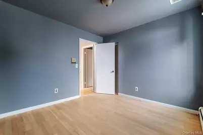 206 Emerson Avenue, Hartsdale, NY 10530 - Photo 21