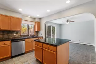 206 Emerson Ave, Hartsdale, NY 10530 - Photo 11