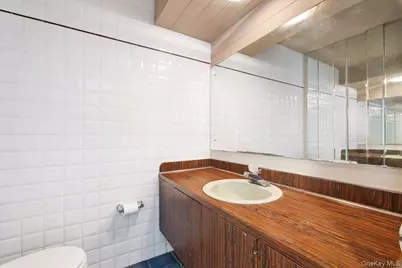 206 Emerson Avenue, Hartsdale, NY 10530 - Photo 15