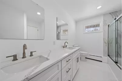 50 Oakcrest Avenue, Middle Island, NY 11953 - Photo 19