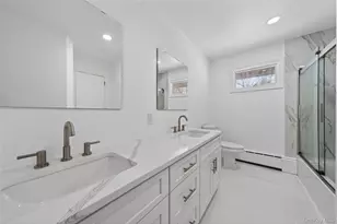 50 Oakcrest Ave, Middle Island, NY 11953 - Photo 19