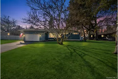 50 Oakcrest Avenue, Middle Island, NY 11953 - Photo 3