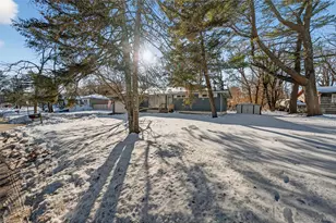 50 Oakcrest Ave, Middle Island, NY 11953 - Photo 5