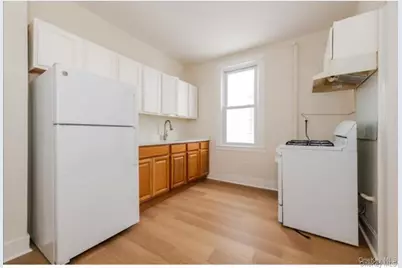 959 Van Nest Avenue #1, Bronx, NY 10462 - Photo 7