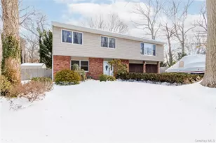 61 Pine Dr, Nesconset, NY 11767 - Photo 3