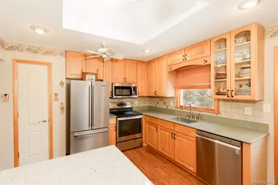 61 Pine Drive, Nesconset, NY 11767 - Photo 9