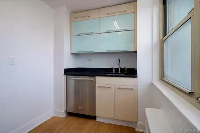 400 Cozine Avenue #9F, Brooklyn, NY 11207 - Photo 17