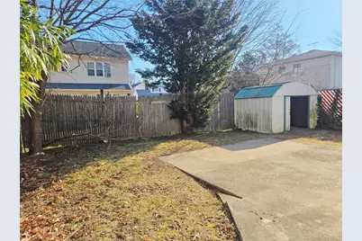 86 Decatur Street, Roosevelt, NY 11575 - Photo 5