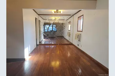 86 Decatur Street, Roosevelt, NY 11575 - Photo 9