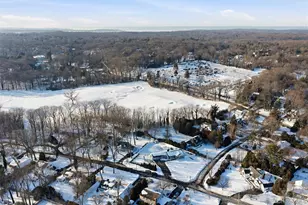 34 Mayfair Dr, Huntington, NY 11743 - Photo 21