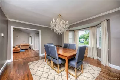 58 Allen Road, Rockville Centre, NY 11570 - Photo 9