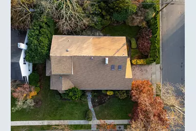 58 Allen Road, Rockville Centre, NY 11570 - Photo 39