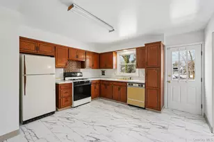 19 Sheridan Ave, Congers, NY 10920 - Photo 11