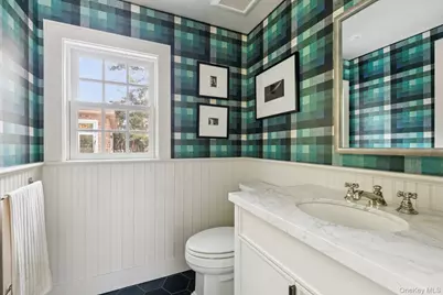 9 Wallace Lane, Brookhaven, NY 11719 - Photo 15