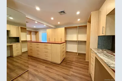 5 Glen Hill Court, Dix Hills, NY 11746 - Photo 19