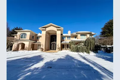 5 Glen Hill Court, Dix Hills, NY 11746 - Photo 1