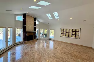 5 Glen Hill Ct, Dix Hills, NY 11746 - Photo 13