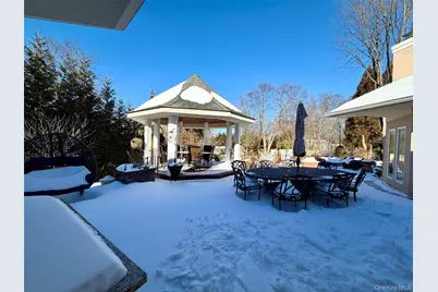 5 Glen Hill Court, Dix Hills, NY 11746 - Photo 33